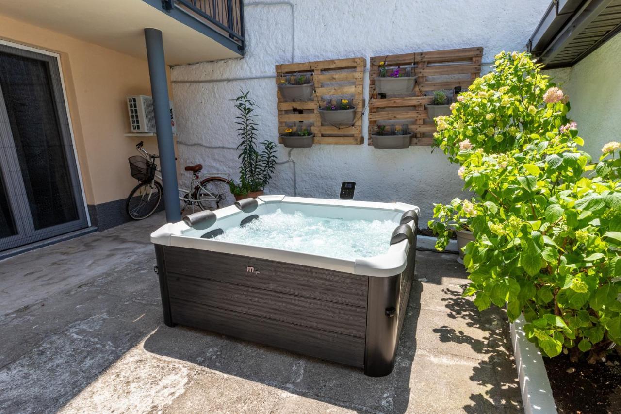 Self Check-In Apartment With Jacuzzi 莫斯塔尔 外观 照片