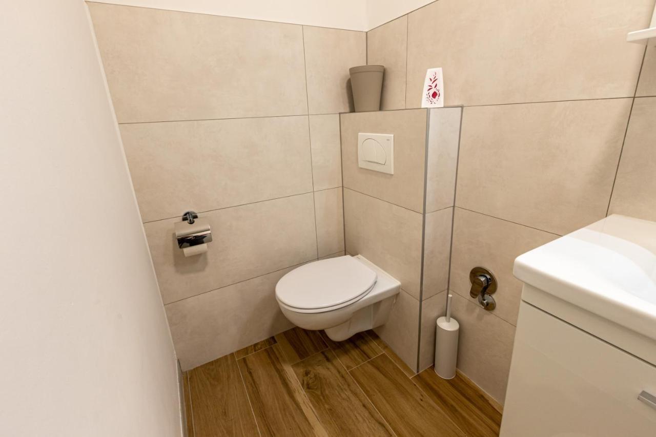 Self Check-In Apartment With Jacuzzi 莫斯塔尔 外观 照片